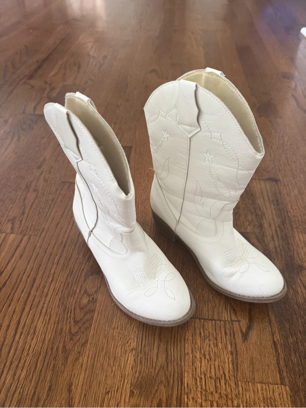 Kids Cream Cowboy Boots with Star Stitching